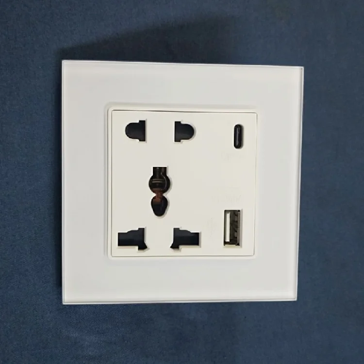 Glass Border Wall Socket 5 Pin With Type-C  and USB White
